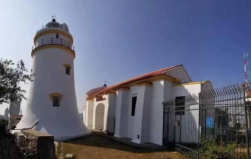Guia-Fortress-and-Lighthouse-1