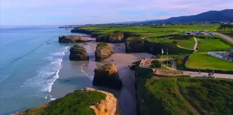 Catedrais-beach-1