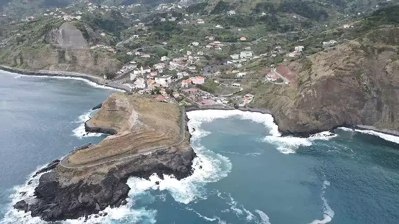 Porto-da-Cruz-1