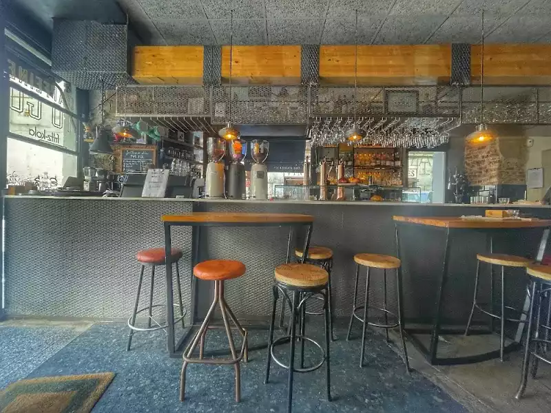 La-Bicicleta-Cafe,-Malasaña-2