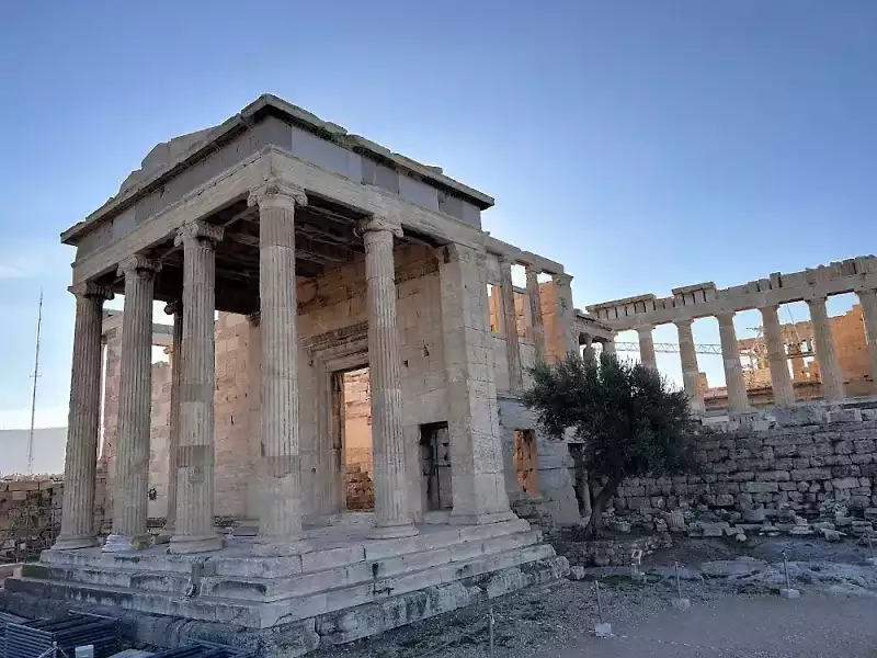 Parthenon-1