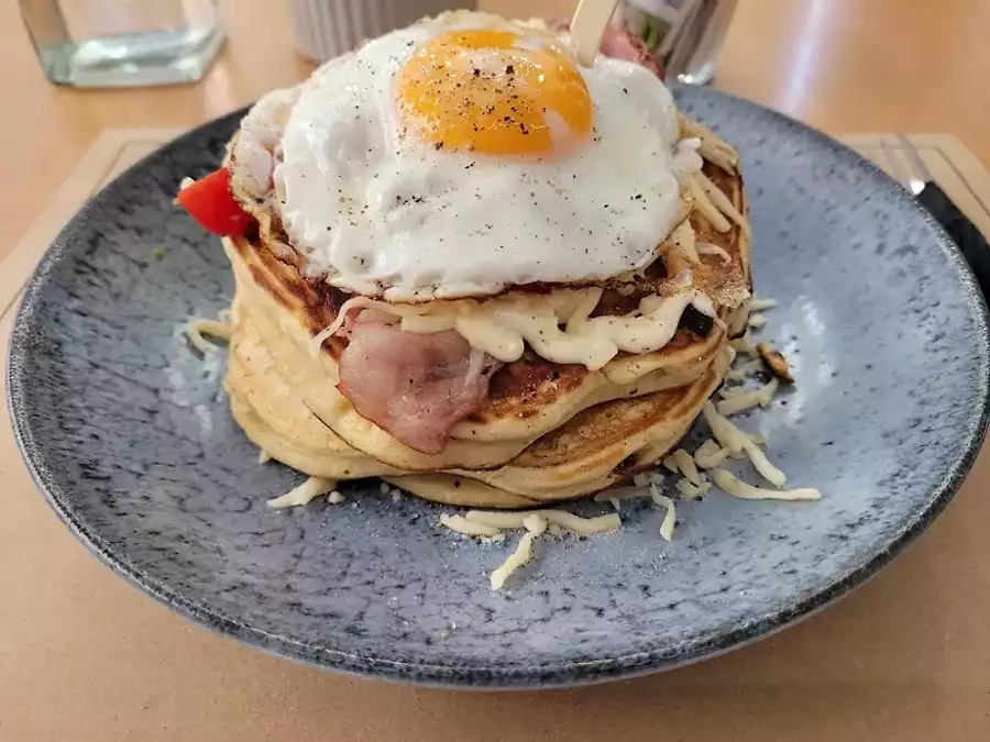 Mercate-Coffee-&-Brunch--1