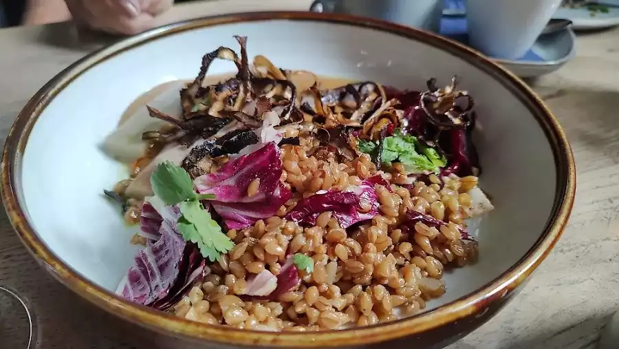 The-Acorn-Restaurant-2