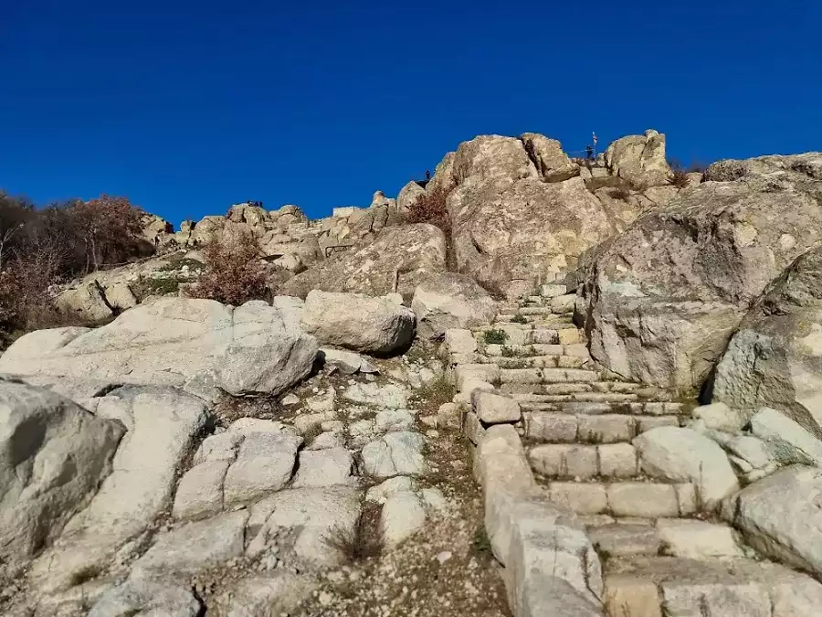 Ancient-sanctuary-city-Perperikon-2