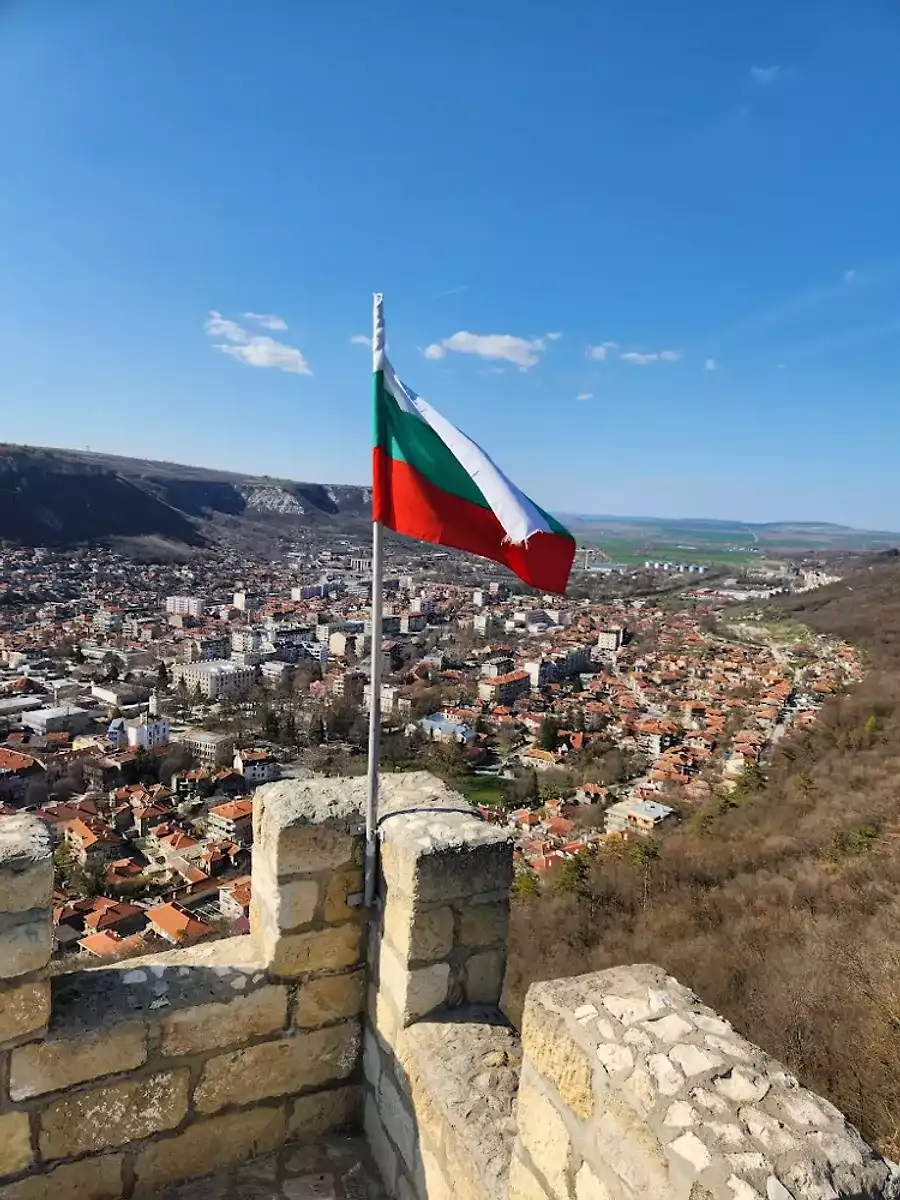 Ovech-Fortress-1