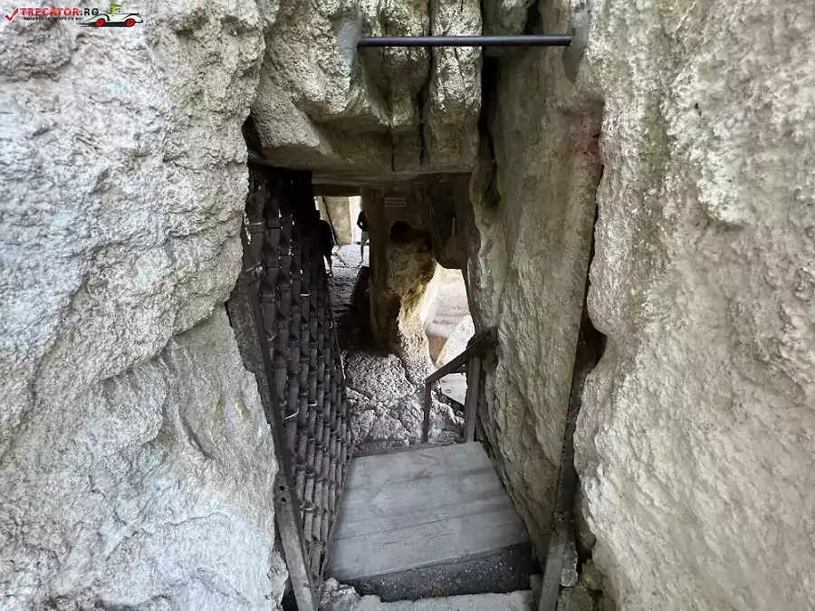 Rock-Hewn-Churches-of-Ivanovo-2