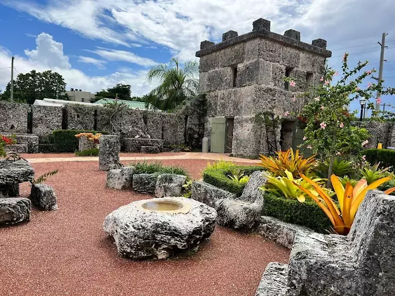 Coral-Castle-0
