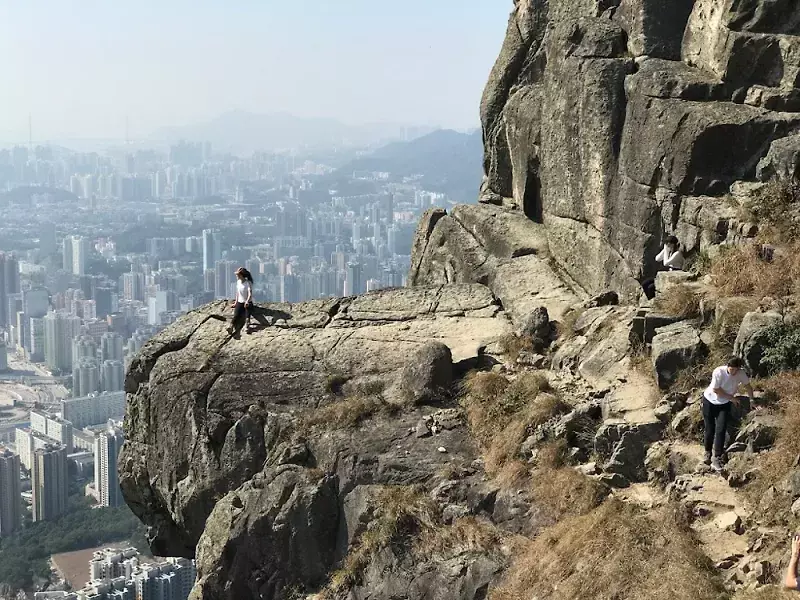 Suicide-Cliff-0