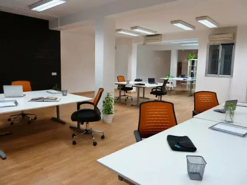 workINcompany:-Coworking-Sevilla-0