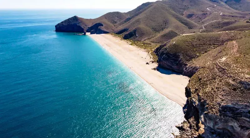 Lookout-and-beach-of-The-Dead---Playa-de-los-Muertos-0