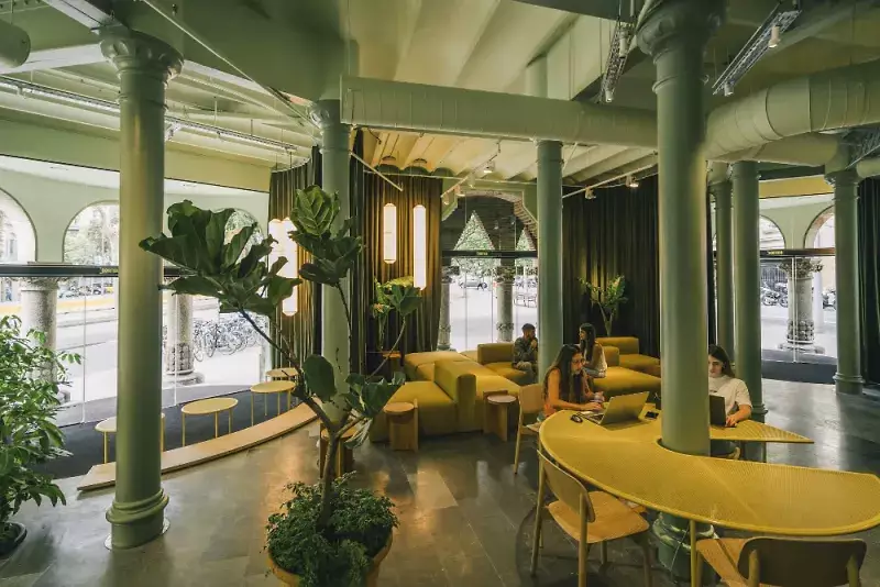 Casa-Les-Punxes-by-Cloudworks-0