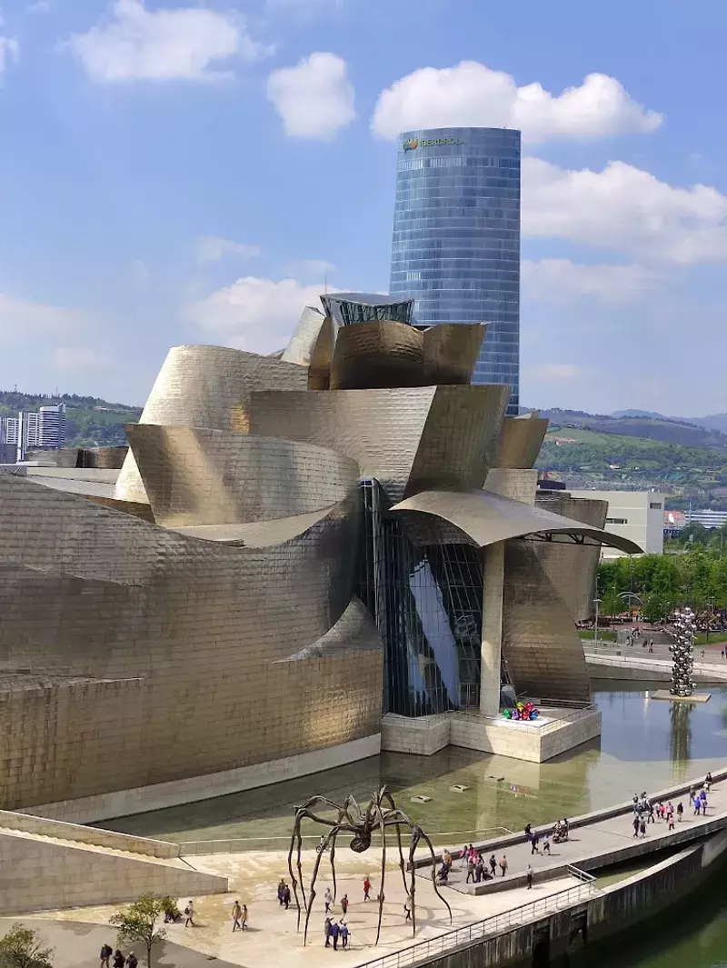 Museo-Guggenheim-Bilbao-0