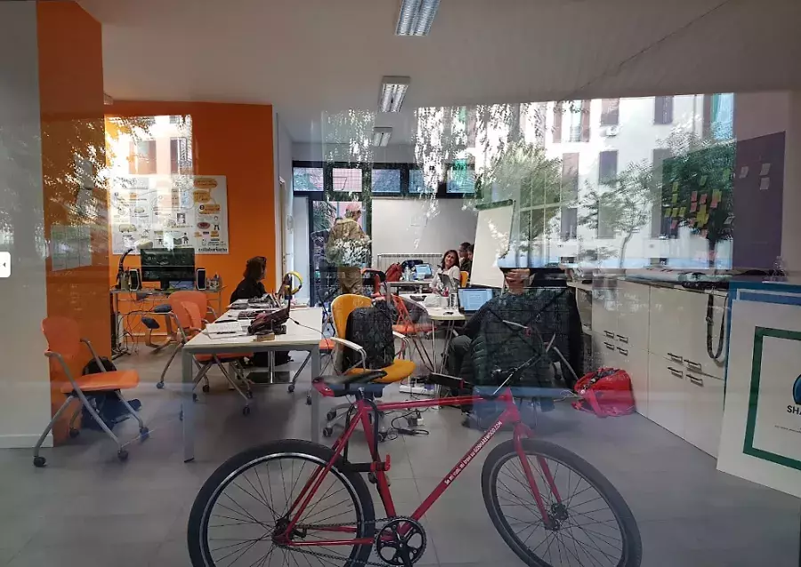 Co-HuB-0