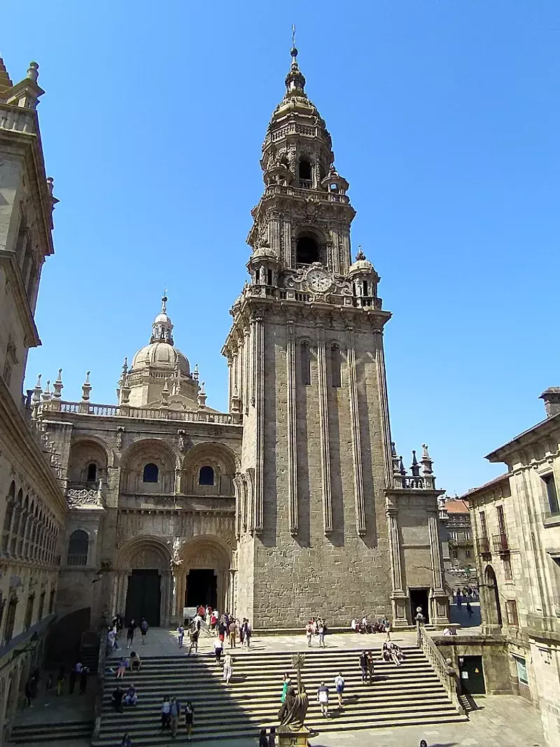 Santiago-de-Compostela-Cathedral-&-Old-Town-0